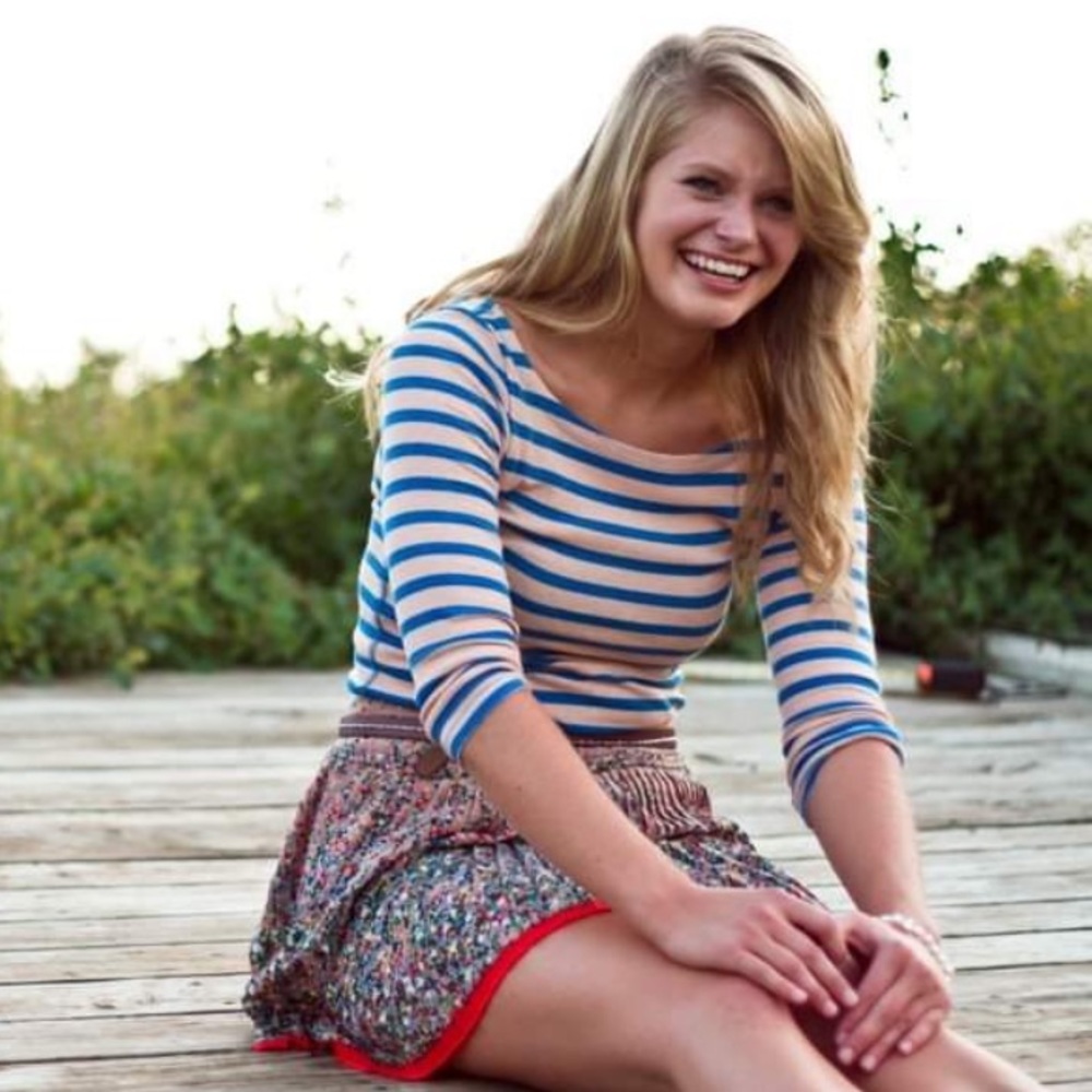 | American Eagle | Pleated Floral Skirt. Size 4.